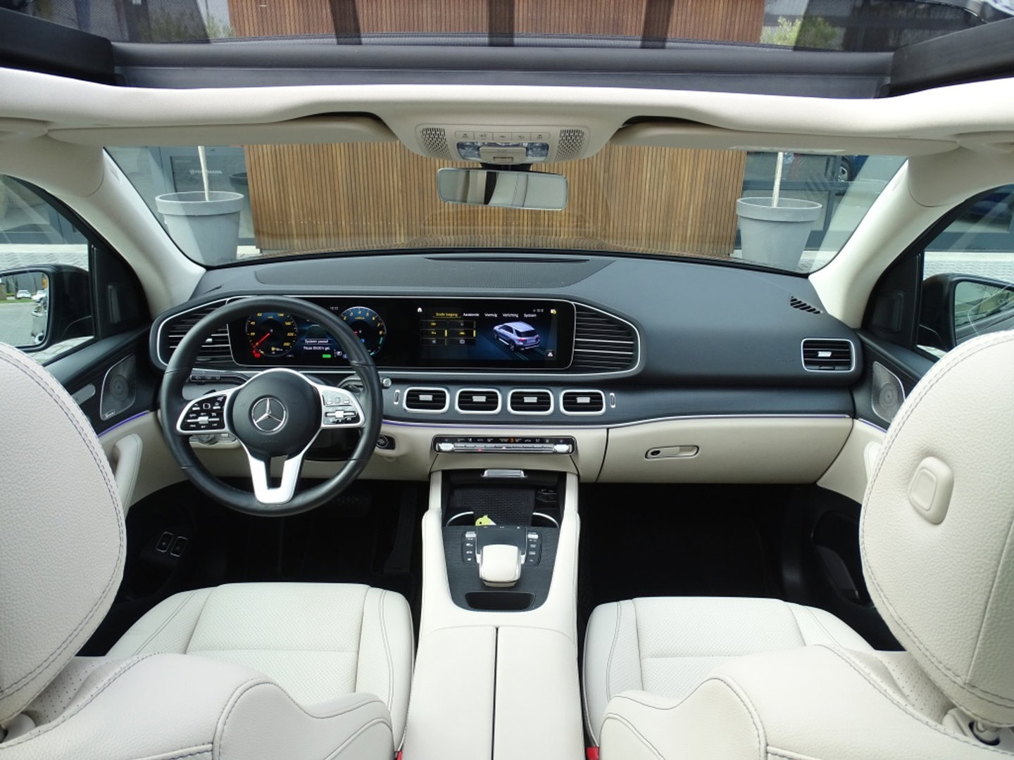 Mercedes-Benz GLE 350e 333PK 4-Matic AMG / panorama / Burmester / LED