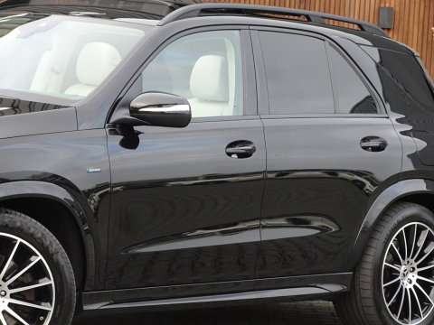 Mercedes-Benz GLE 350e 333PK 4-Matic AMG / panorama / Burmester / LED