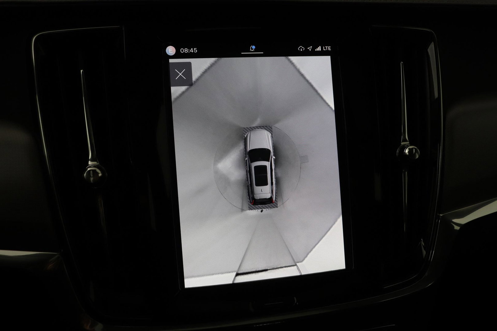 Volvo V90 T6 Ultra Dark | Panoramadak | Trekhaak | 360-camera | Head-Up | Harman/Kardon