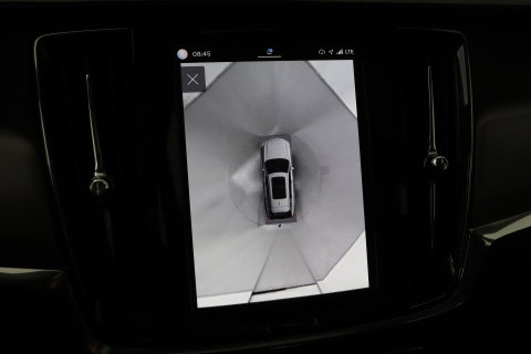 Volvo V90 T6 Ultra Dark | Panoramadak | Trekhaak | 360-camera | Head-Up | Harman/Kardon