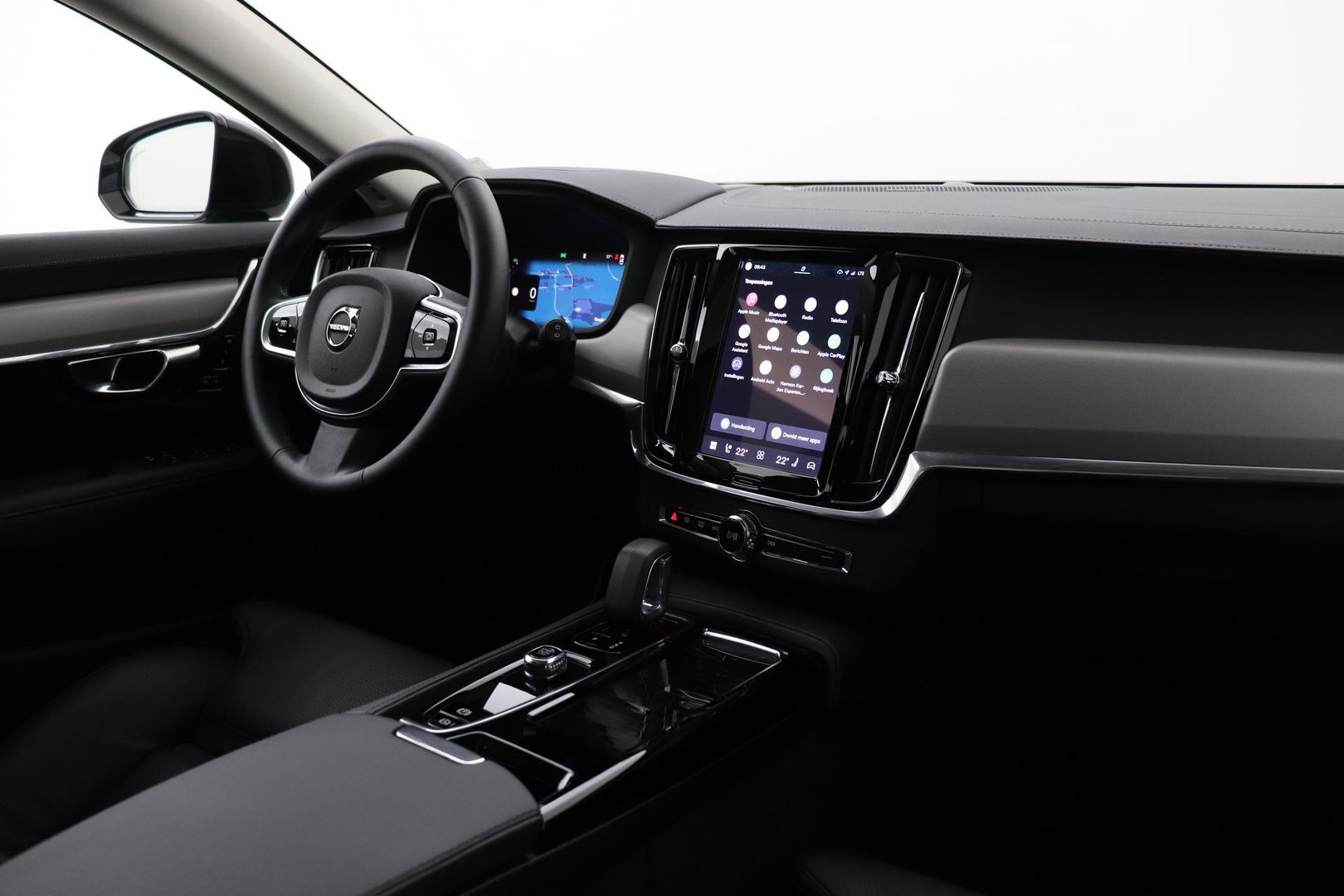 Volvo V90 T6 Ultra Dark | Panoramadak | Trekhaak | 360-camera | Head-Up | Harman/Kardon