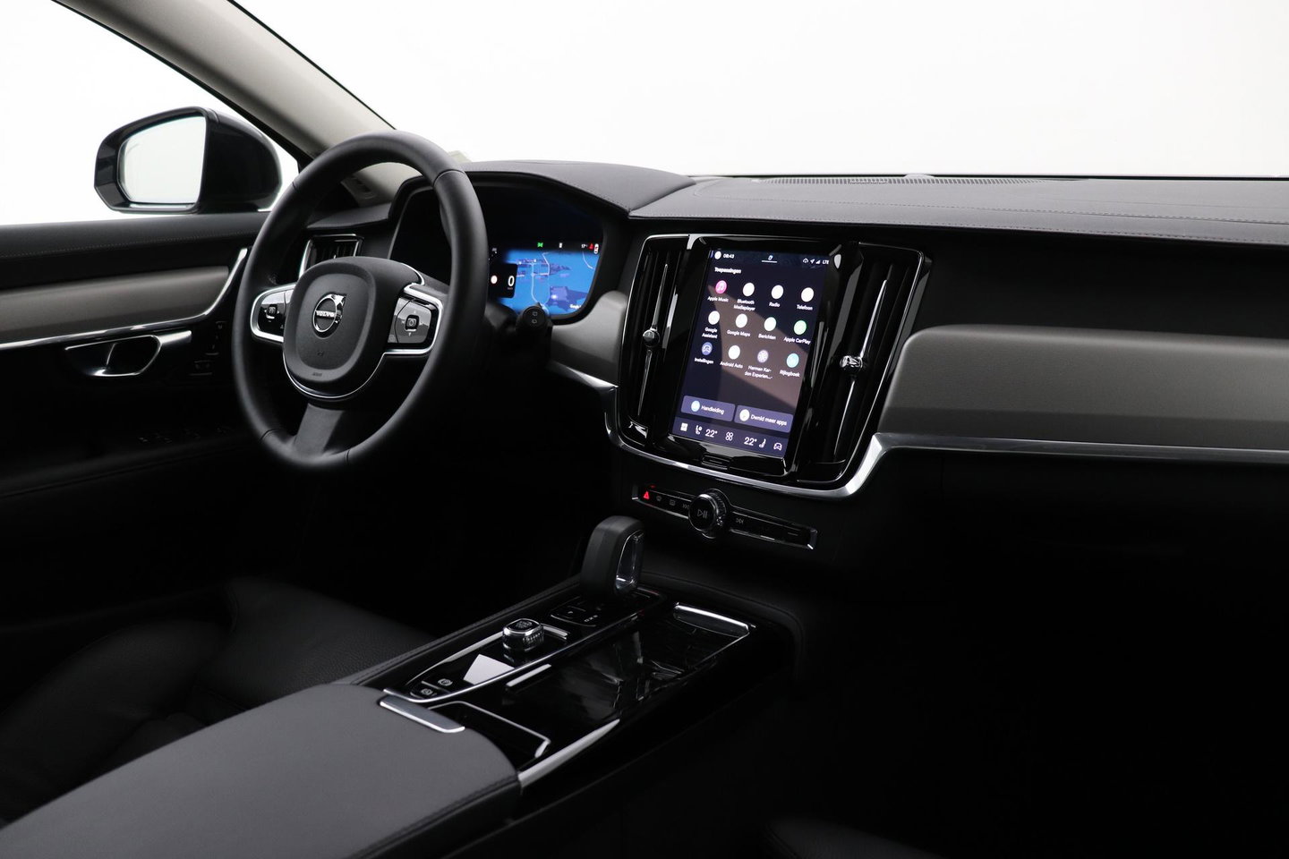 Volvo V90 T6 Ultra Dark | Panoramadak | Trekhaak | 360-camera | Head-Up | Harman/Kardon