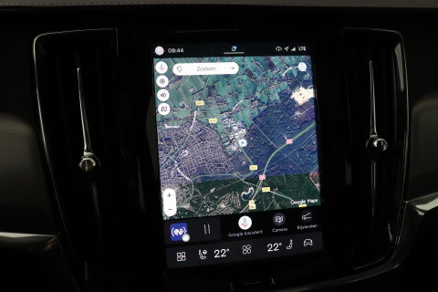 Volvo V90 T6 Ultra Dark | Panoramadak | Trekhaak | 360-camera | Head-Up | Harman/Kardon