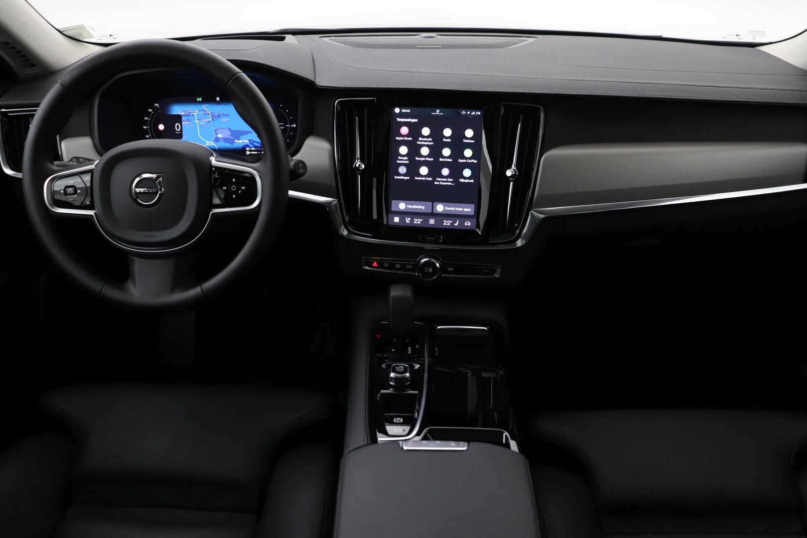 Volvo V90 T6 Ultra Dark | Panoramadak | Trekhaak | 360-camera | Head-Up | Harman/Kardon
