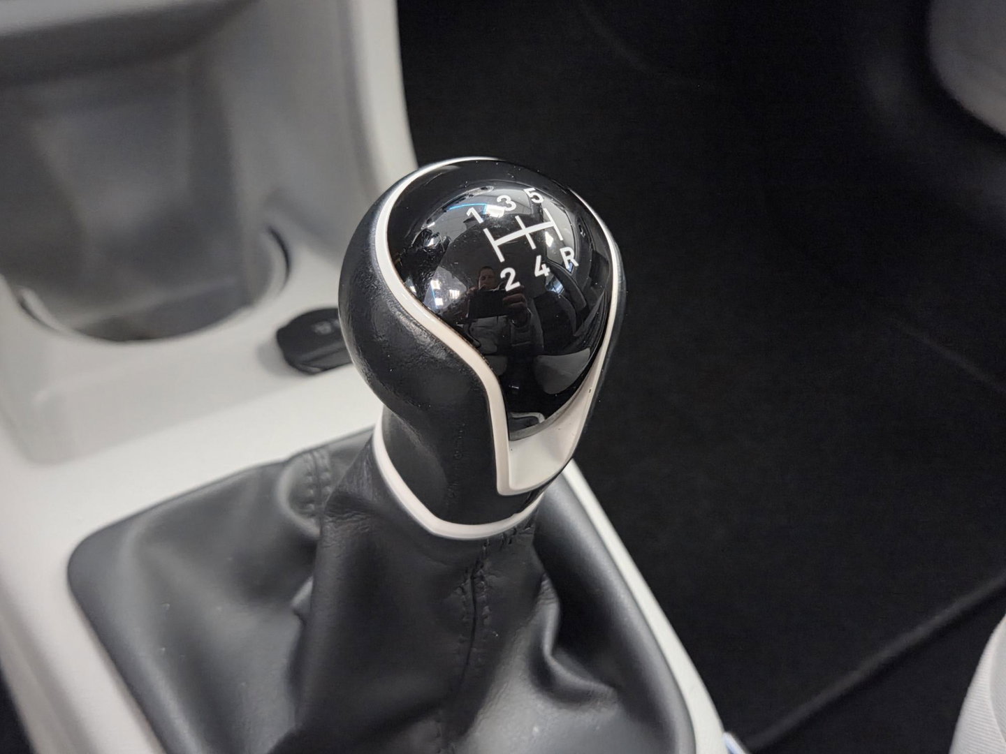 SEAT Mii 1.0 Style 5Deurs Airco 14"LM Leerp.