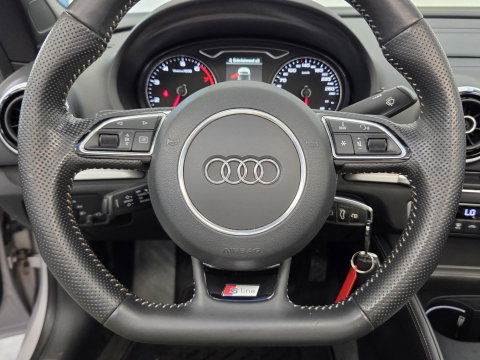 Audi A3 Cabriolet 1.4 TFSI CoD S Line Navi Leer Xenon 18'lmv Cruise Control