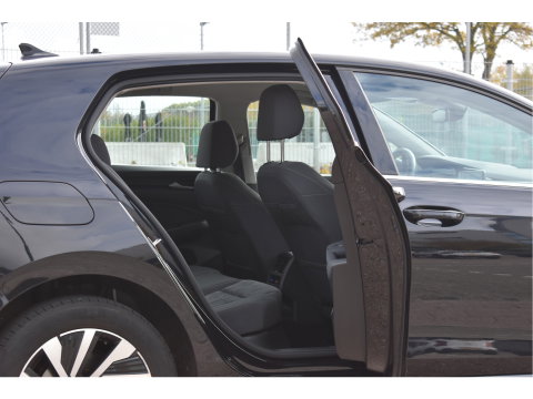 Volkswagen Golf 1.4 eHybrid Style 204 pk PHEV | NL-Auto | Elekt.stoel massage | Carplay | DAB | Standkachel | Adapt.CC | IQ-LED | NAP