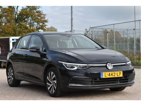 Volkswagen Golf 1.4 eHybrid Style 204 pk PHEV | NL-Auto | Elekt.stoel massage | Carplay | DAB | Standkachel | Adapt.CC | IQ-LED | NAP