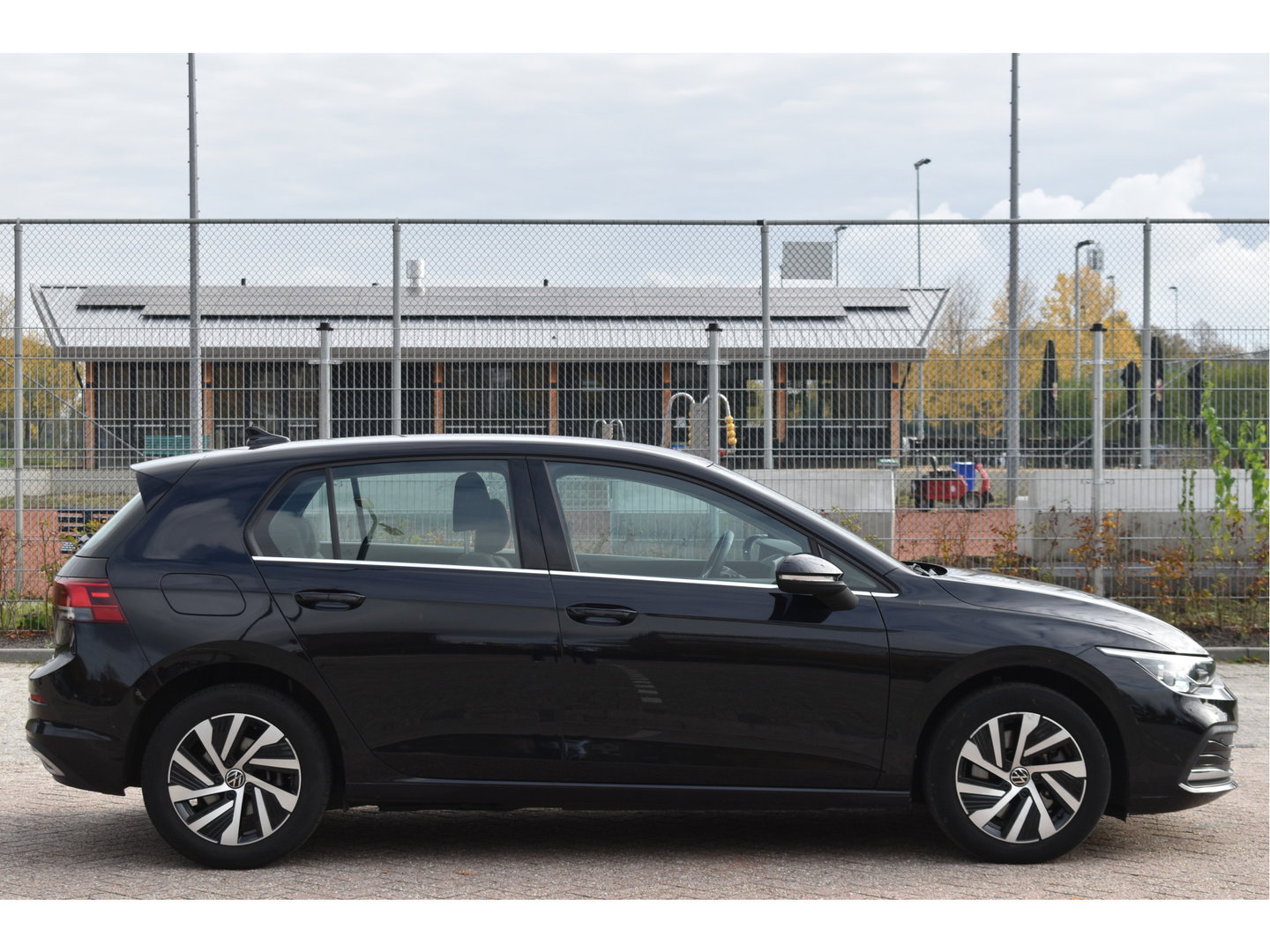 Volkswagen Golf 1.4 eHybrid Style 204 pk PHEV | NL-Auto | Elekt.stoel massage | Carplay | DAB | Standkachel | Adapt.CC | IQ-LED | NAP