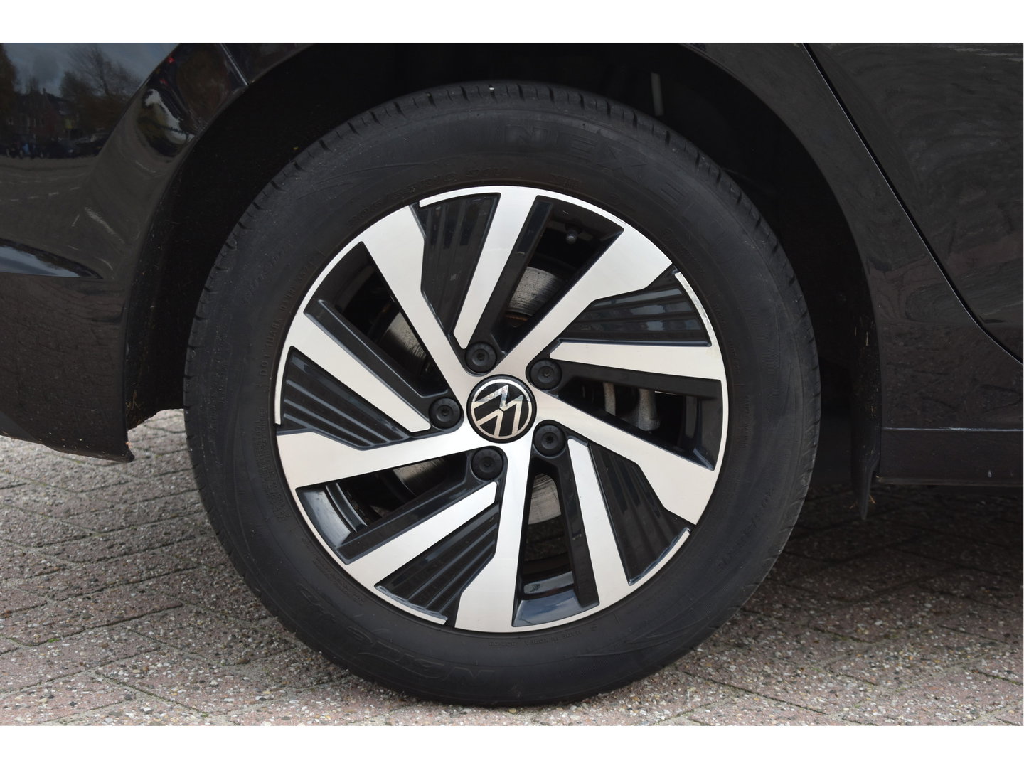 Volkswagen Golf 1.4 eHybrid Style 204 pk PHEV | NL-Auto | Elekt.stoel massage | Carplay | DAB | Standkachel | Adapt.CC | IQ-LED | NAP