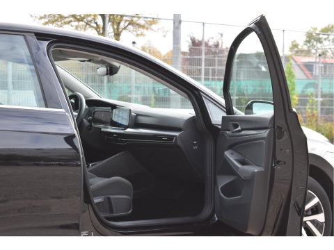 Volkswagen Golf 1.4 eHybrid Style 204 pk PHEV | NL-Auto | Elekt.stoel massage | Carplay | DAB | Standkachel | Adapt.CC | IQ-LED | NAP