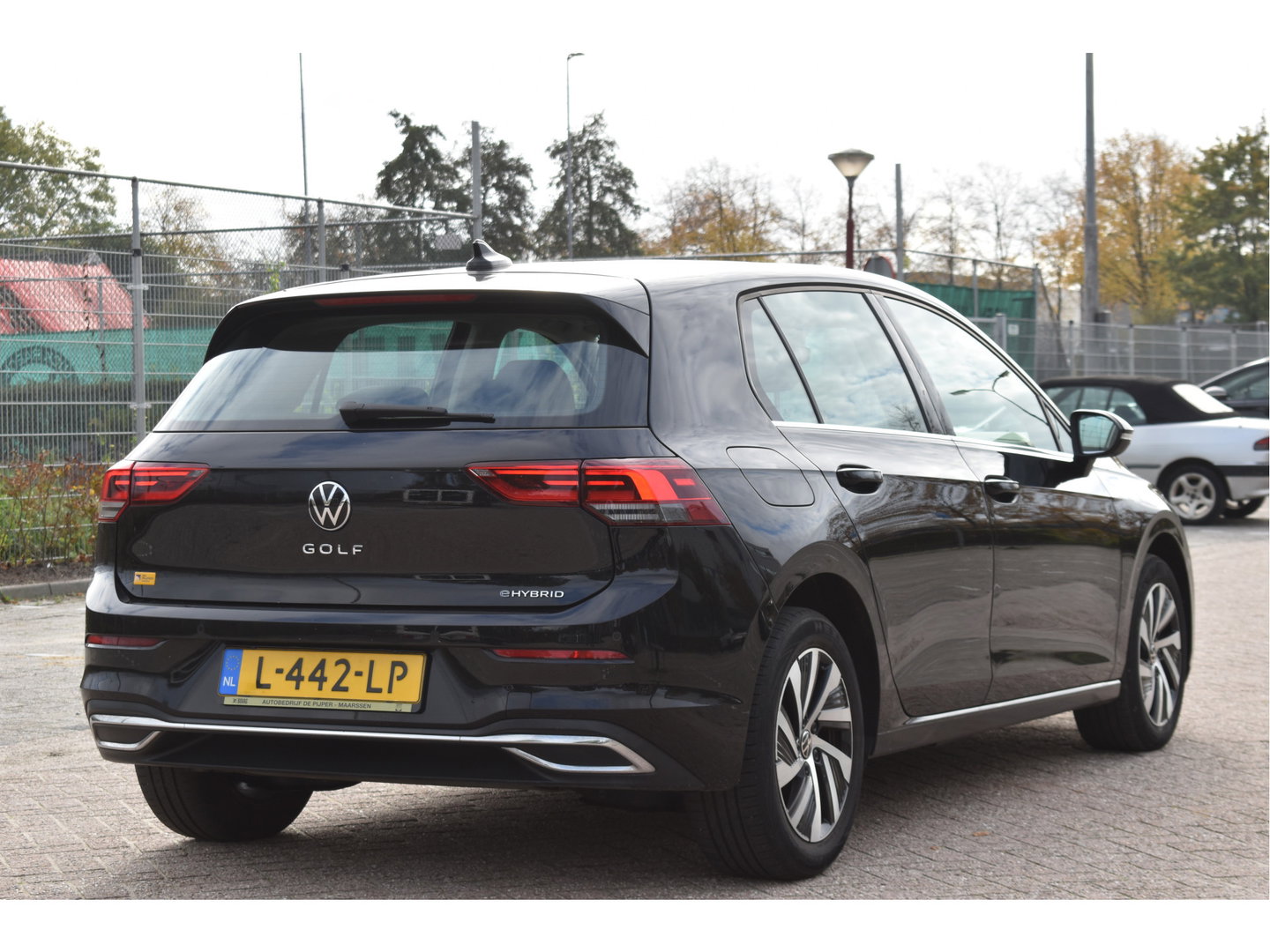 Volkswagen Golf 1.4 eHybrid Style 204 pk PHEV | NL-Auto | Elekt.stoel massage | Carplay | DAB | Standkachel | Adapt.CC | IQ-LED | NAP