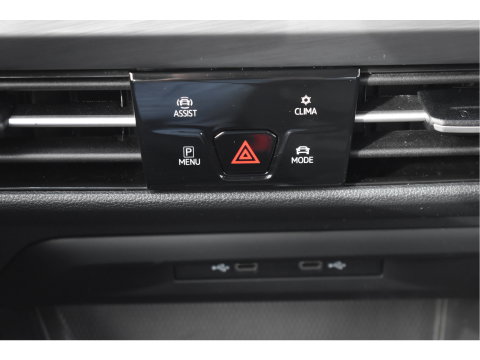 Volkswagen Golf 1.4 eHybrid Style 204 pk PHEV | NL-Auto | Elekt.stoel massage | Carplay | DAB | Standkachel | Adapt.CC | IQ-LED | NAP