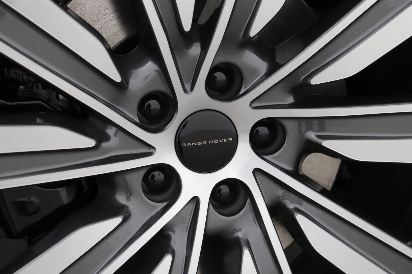 Land Rover Range Rover P460e Autobiography | Meridian Signature | Panoramadak | ClearSight | Massage+Ventilatie | Koelbox | 22 Inch