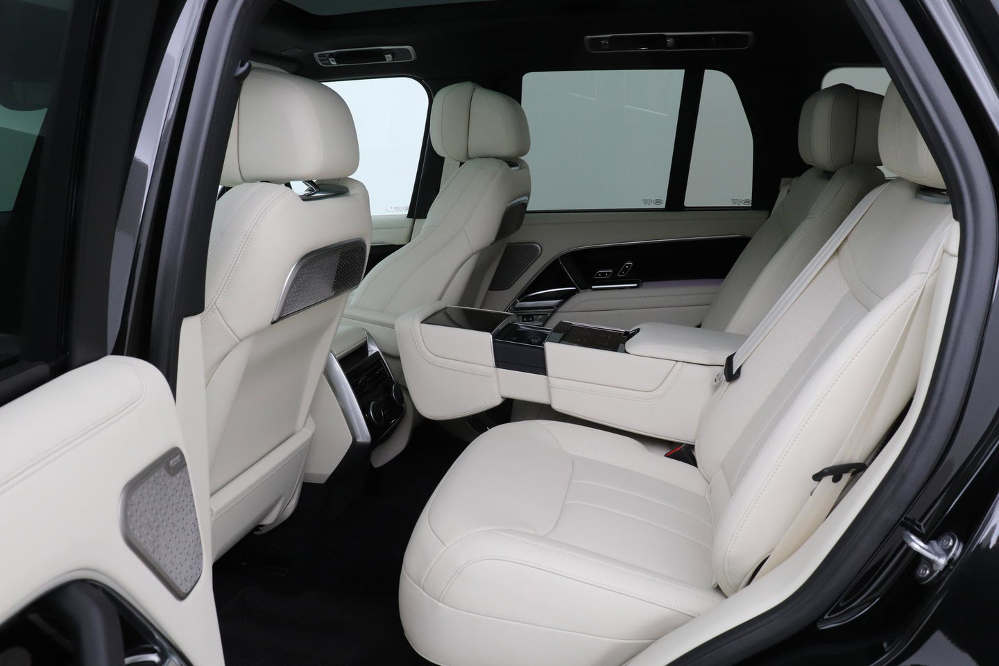Land Rover Range Rover P460e Autobiography | Meridian Signature | Panoramadak | ClearSight | Massage+Ventilatie | Koelbox | 22 Inch