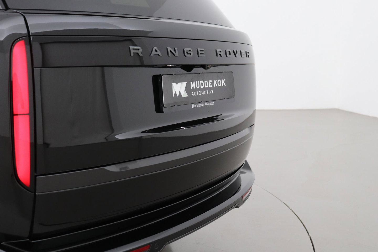 Land Rover Range Rover P460e Autobiography | Meridian Signature | Panoramadak | ClearSight | Massage+Ventilatie | Koelbox | 22 Inch