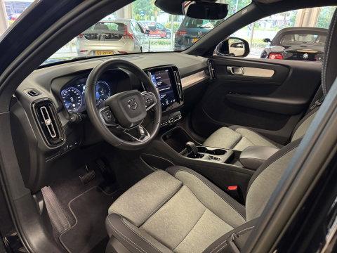 Volvo XC40 1.5 T4 Recharge van eerste eigenaar afkomstig