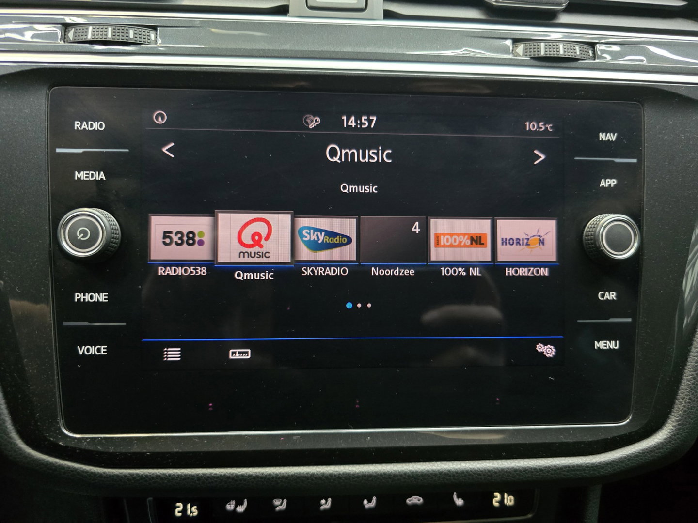 Volkswagen Tiguan 1.5 TSI ACT Highline Keyless LED Navi Camera Trekhaak Navi PDC LM