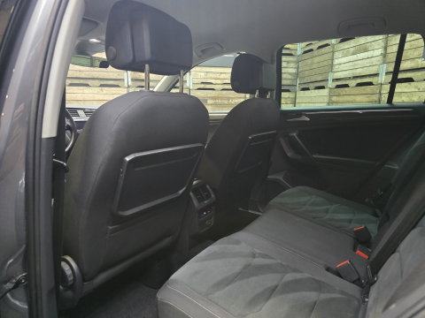 Volkswagen Tiguan 1.5 TSI ACT Highline Keyless LED Navi Camera Trekhaak Navi PDC LM