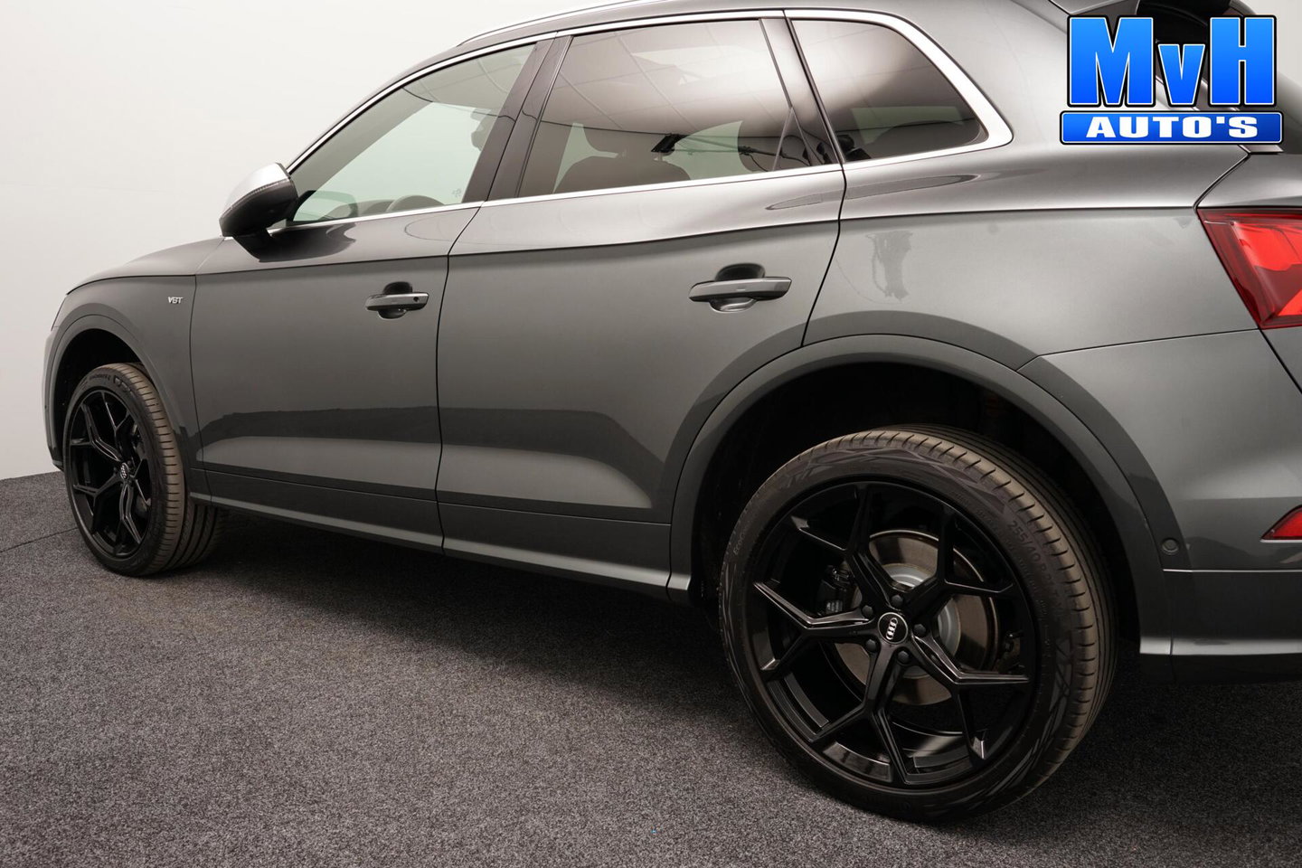 Audi SQ5 3.0 TFSI ABT quattro|425PK|PANO|LUCHTVER|B&O|MATRIX