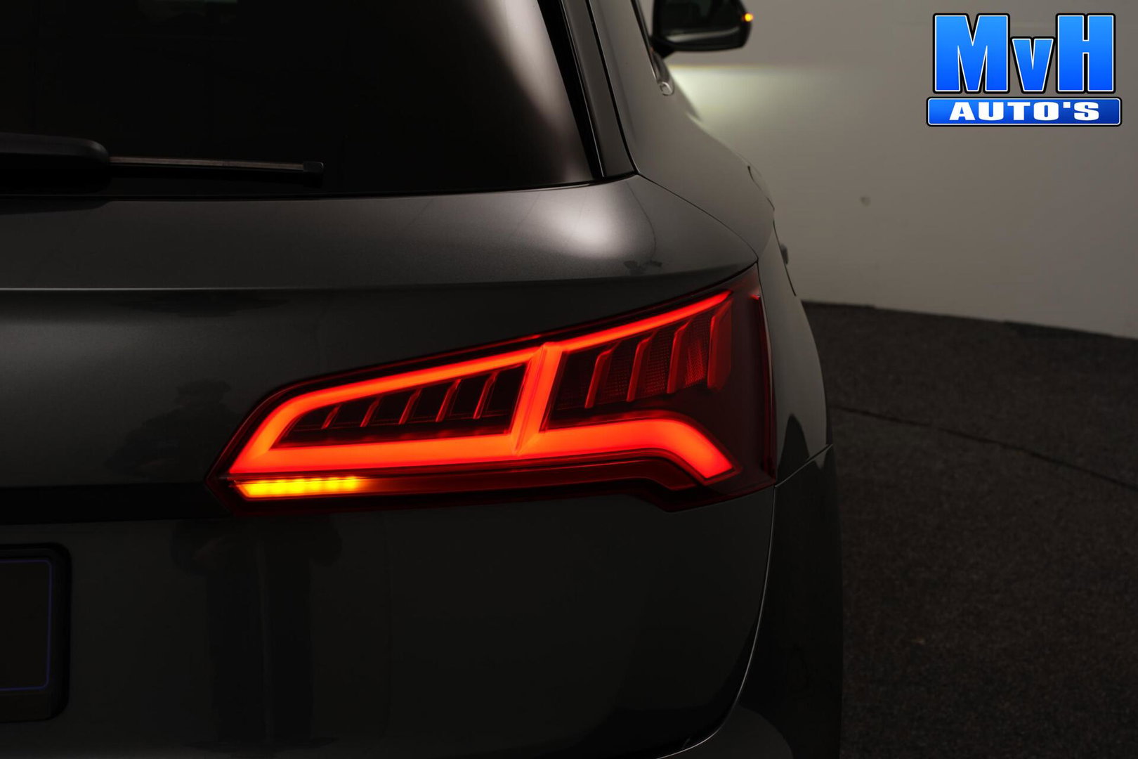 Audi SQ5 3.0 TFSI ABT quattro|425PK|PANO|LUCHTVER|B&O|MATRIX