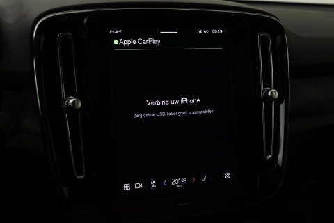 Volvo C40 Recharge Ultimate 69 kWh | Panoramadak | Harman/Kardon | BLIS |