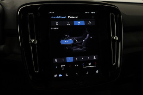 Volvo C40 Recharge Ultimate 69 kWh | Panoramadak | Harman/Kardon | BLIS |