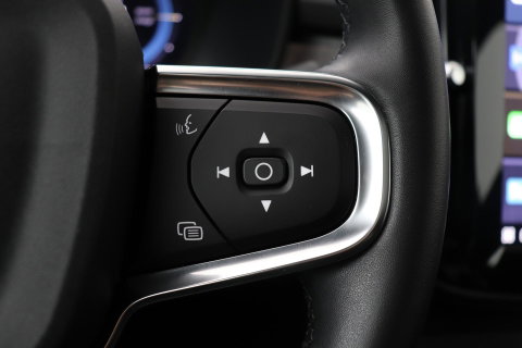 Volvo C40 Recharge Ultimate 69 kWh | Panoramadak | Harman/Kardon | BLIS |