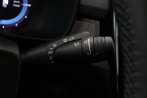 Volvo C40 Recharge Ultimate 69 kWh | Panoramadak | Harman/Kardon | BLIS |