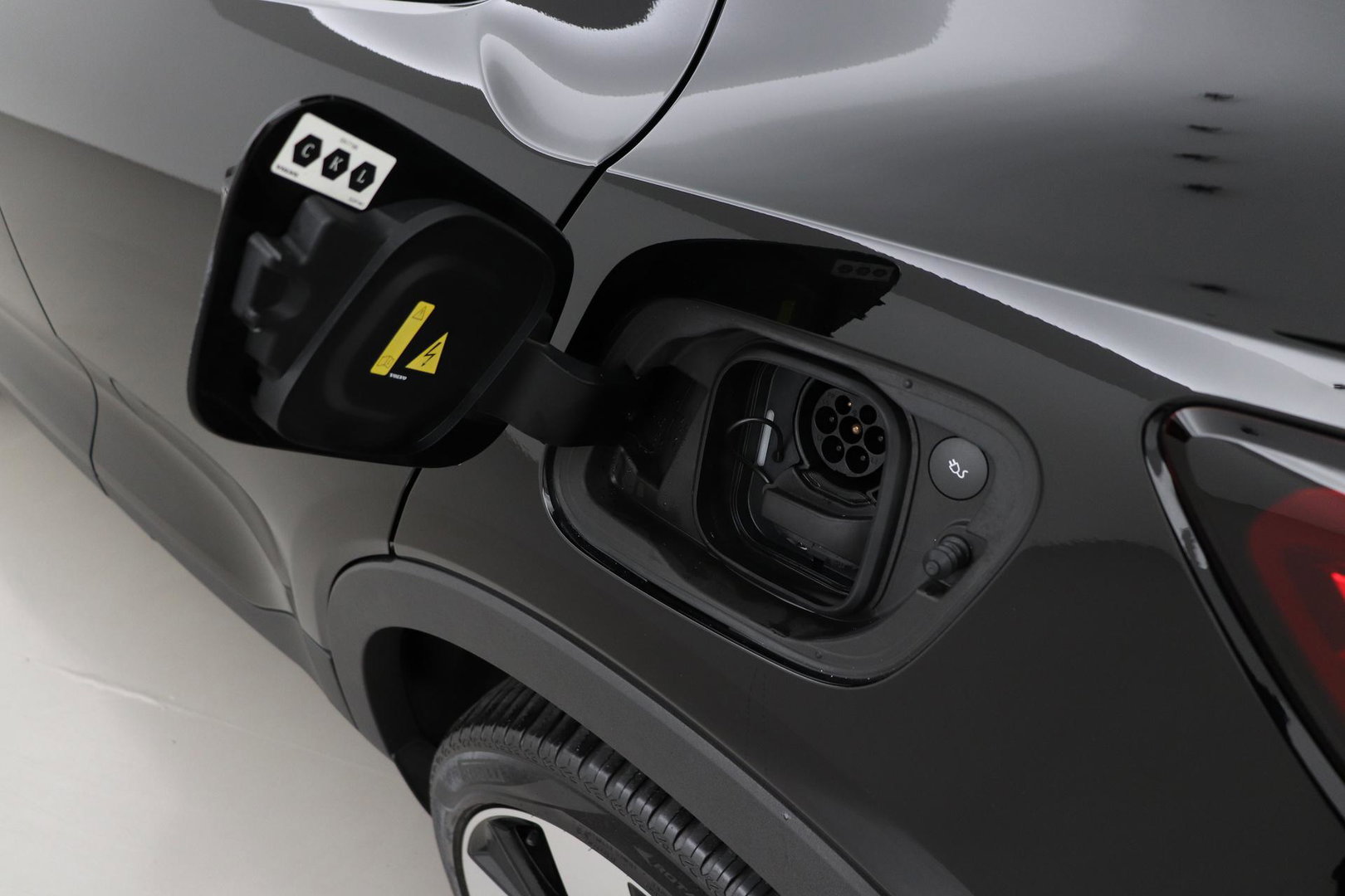 Volvo C40 Recharge Ultimate 69 kWh | Panoramadak | Harman/Kardon | BLIS |