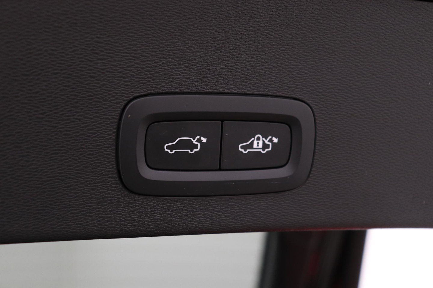 Volvo C40 Recharge Ultimate 69 kWh | Panoramadak | Harman/Kardon | BLIS |