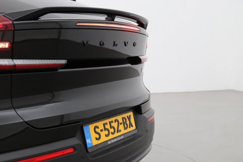 Volvo C40 Recharge Ultimate 69 kWh | Panoramadak | Harman/Kardon | BLIS |