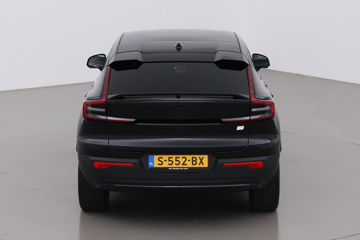 Volvo C40 Recharge Ultimate 69 kWh | Panoramadak | Harman/Kardon | BLIS |