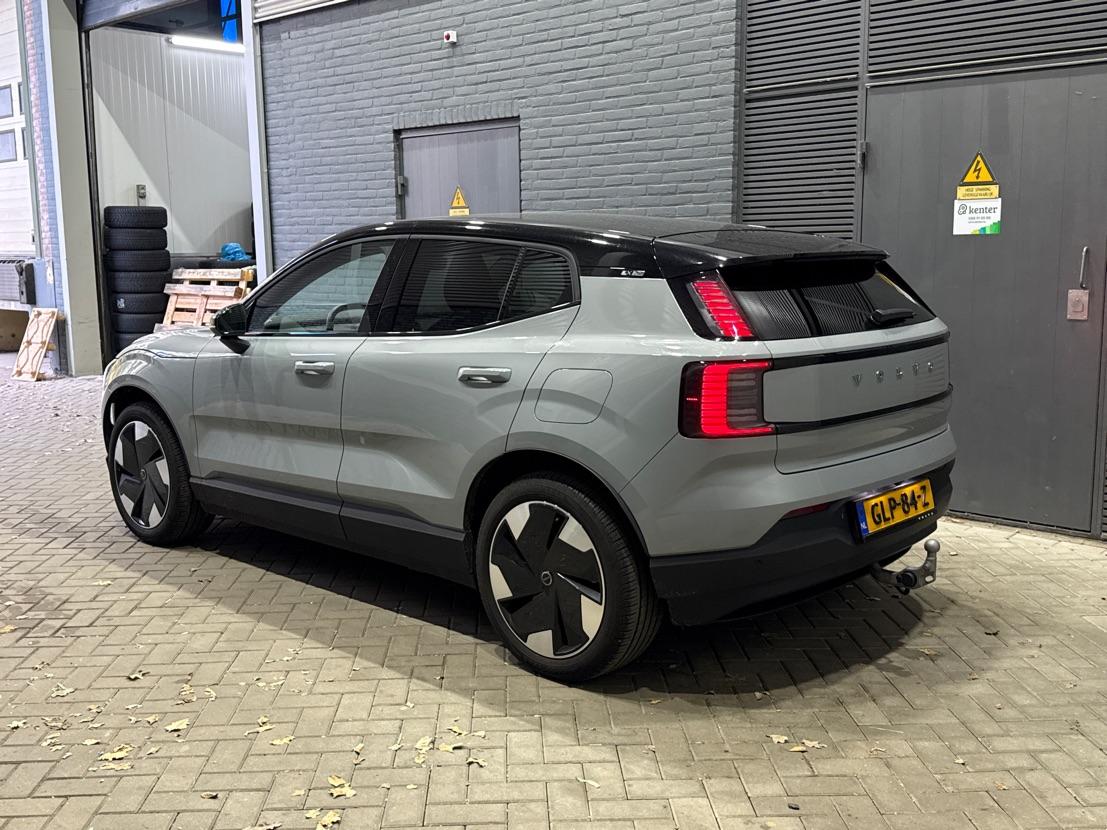 Volvo EX30 Single Motor Extended Range Plus 69 kWh | Trekhaak | Harman/Kardon | BLIS | Keyless |
