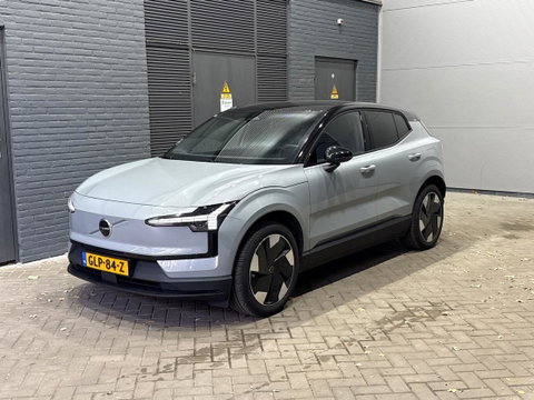 Volvo EX30 Single Motor Extended Range Plus 69 kWh | Trekhaak | Harman/Kardon | BLIS | Keyless |