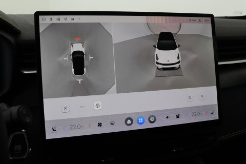 Lynk & Co 01 1.5 More | ACC | Panoramadak | 360° Camera | Stoel+Stuurverwarming | BLIS | 20 Inch