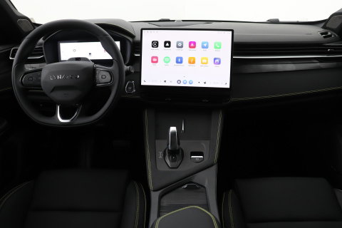 Lynk & Co 01 1.5 More | ACC | Panoramadak | 360° Camera | Stoel+Stuurverwarming | BLIS | 20 Inch