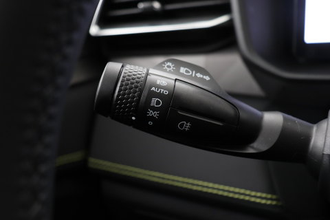Lynk & Co 01 1.5 More | ACC | Panoramadak | 360° Camera | Stoel+Stuurverwarming | BLIS | 20 Inch