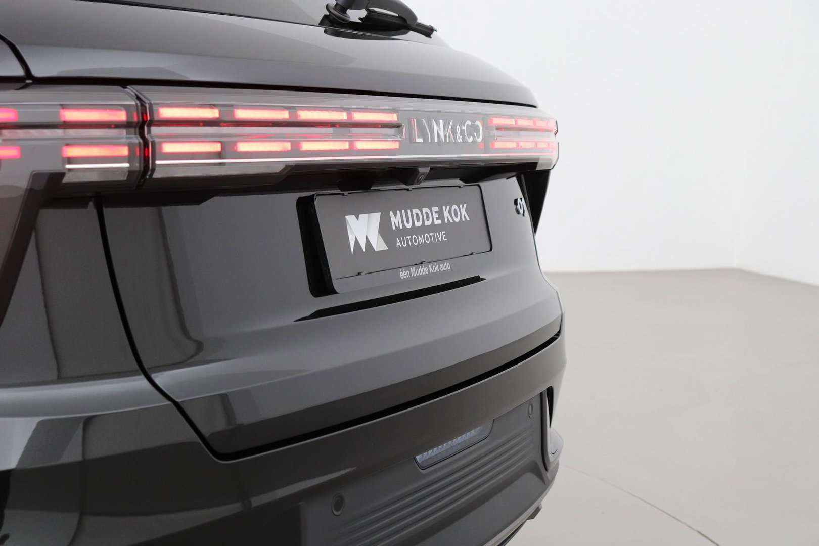 Lynk & Co 01 1.5 More | ACC | Panoramadak | 360° Camera | Stoel+Stuurverwarming | BLIS | 20 Inch