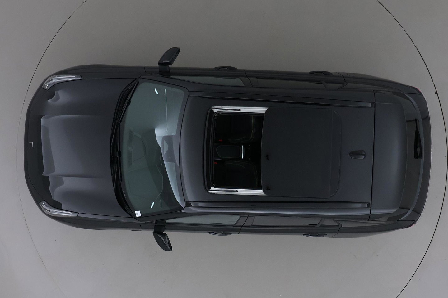 Lynk & Co 01 1.5 More | ACC | Panoramadak | 360° Camera | Stoel+Stuurverwarming | BLIS | 20 Inch