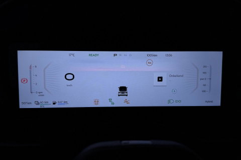 Lynk & Co 01 1.5 More | ACC | Panoramadak | 360° Camera | Stoel+Stuurverwarming | BLIS | 20 Inch