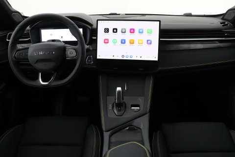 Lynk & Co 01 1.5 More | ACC | Panoramadak | 360° Camera | Stoel+Stuurverwarming | BLIS | 20 Inch