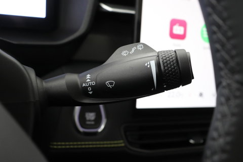 Lynk & Co 01 1.5 More | ACC | Panoramadak | 360° Camera | Stoel+Stuurverwarming | BLIS | 20 Inch