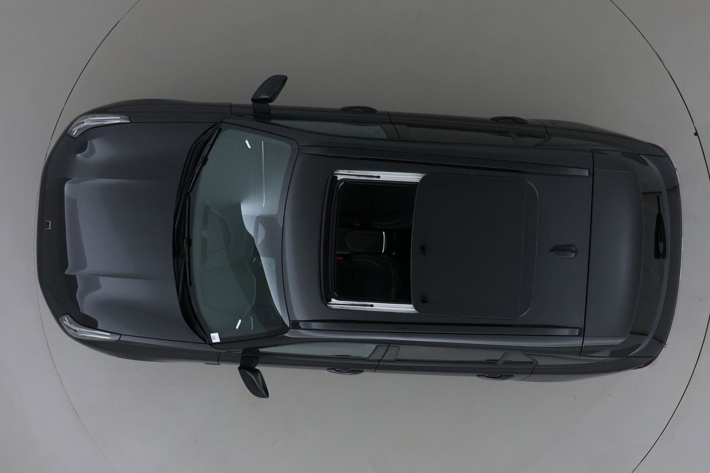 Lynk & Co 01 1.5 More | ACC | Panoramadak | 360° Camera | Stoel+Stuurverwarming | BLIS | 20 Inch