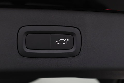 Lynk & Co 01 1.5 More | ACC | Panoramadak | 360° Camera | Stoel+Stuurverwarming | BLIS | 20 Inch