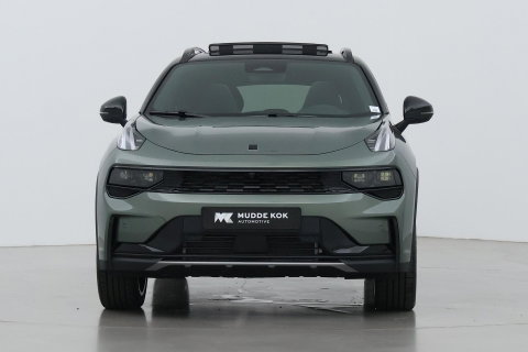 Lynk & Co 01 1.5 More | ACC | Panoramadak | 360° Camera | Stoel+Stuurverwarming | BLIS | 20 Inch