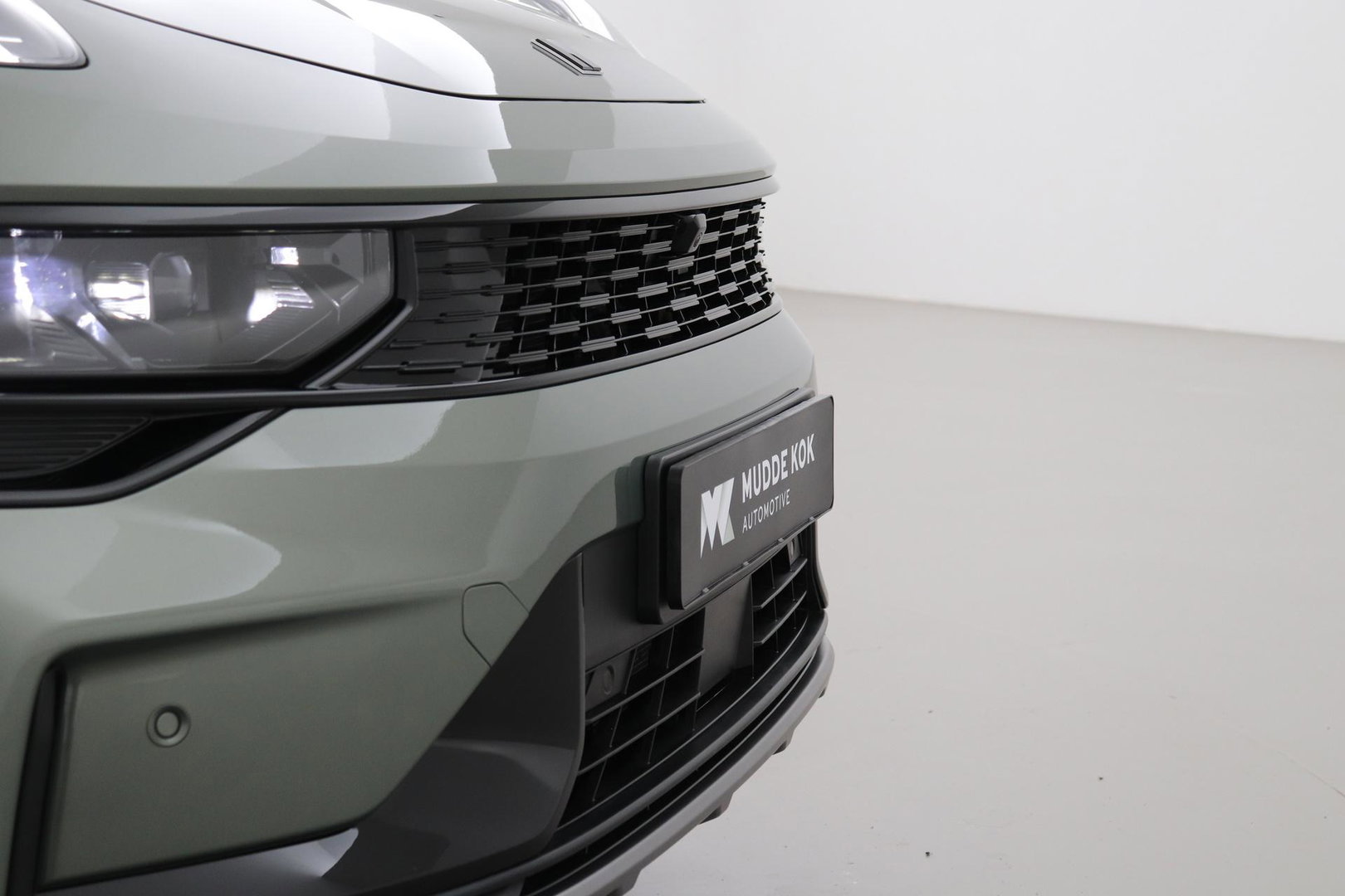 Lynk & Co 01 1.5 More | ACC | Panoramadak | 360° Camera | Stoel+Stuurverwarming | BLIS | 20 Inch