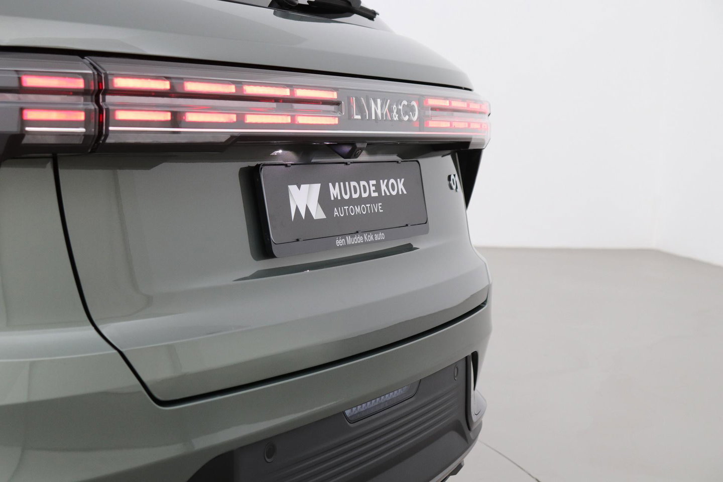 Lynk & Co 01 1.5 More | ACC | Panoramadak | 360° Camera | Stoel+Stuurverwarming | BLIS | 20 Inch