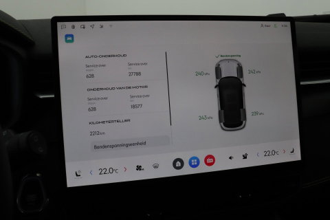 Lynk & Co 01 1.5 More | ACC | Panoramadak | 360° Camera | Stoel+Stuurverwarming | BLIS | 20 Inch