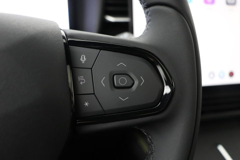 Lynk & Co 01 1.5 More | ACC | Panoramadak | 360° Camera | Stoel+Stuurverwarming | BLIS | 20 Inch